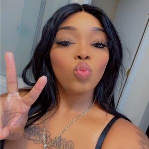 Meet your Posher, Shanell